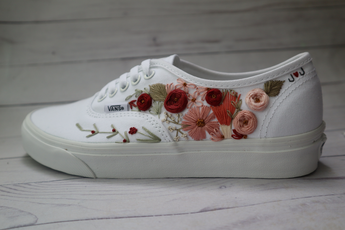 Vans with top red flowers